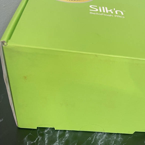 NEW Silk’n BellaFlash Pro IPL Laser Permanent Hair Removal Sys Device Women Men - Picture 16 of 16